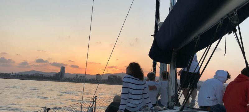 19531-sunset-cruise-on-a-sailing-boat-in-barcelona-1681303861