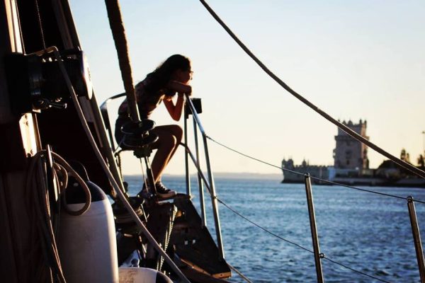 1976-vintage-boat-in-lisbon-1575397803