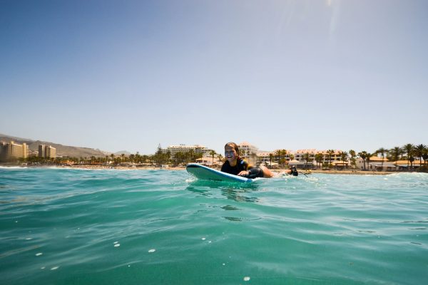 19781-surfing-lessons-in-tenerife-1682148489