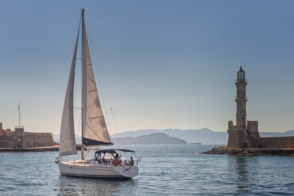 1984-explore-amazing-places-while-sailing-around-crete-1575397807