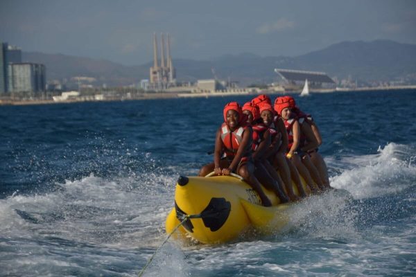 20162-banana-boat-in-barcelona-1683802038