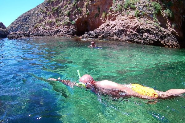 2068-snorkeling-1580904662