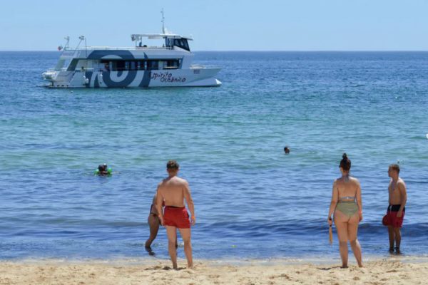 20706-beach-bbq-cruise-in-albufeira-1686146767