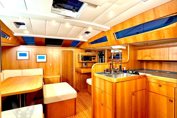 21198-private-luxury-sailing-tour-in-barcelona-1691483965