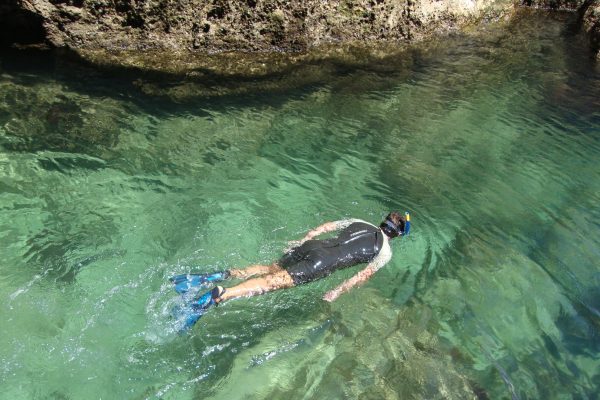 2208-cover-for-snorkeling-in-sesimbra-1575397896