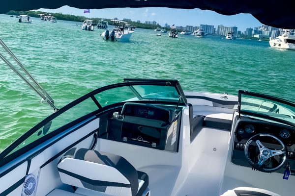 22485-miami-boat-rental-1699181782