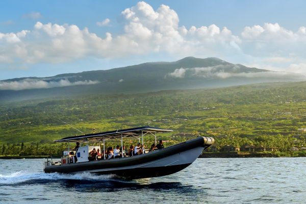 22699-snorkeling-boat-tour-kona-1699632880