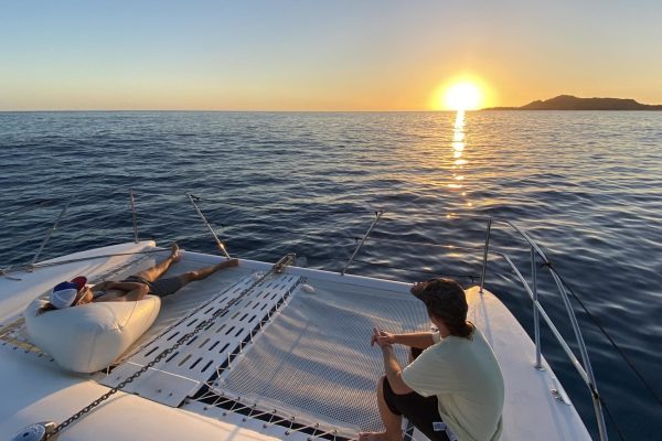 24339-private-catamaran-charter-honolulu-1701973105