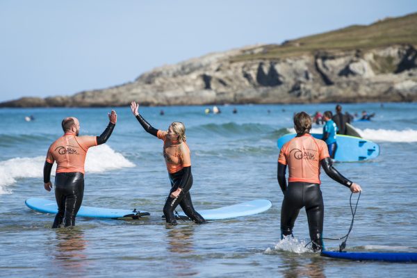 25852-surf-lesson-in-cornwall-1711010083