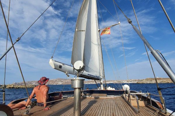 26133-yacht-cruise-to-rhenia-island-and-guided-tour-of-delos-1712323501