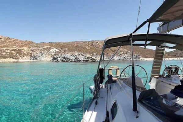 26135-yacht-cruise-to-rhenia-island-and-guided-tour-of-delos-1712323501