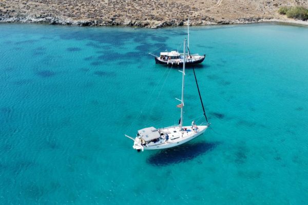 26142-mykonos-south-beaches-rhenia-and-delos-islands-boat-tour-1712573992