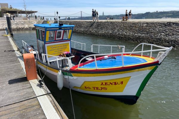 26435-lisbon-typical-wooden-boat-tour-1715851184