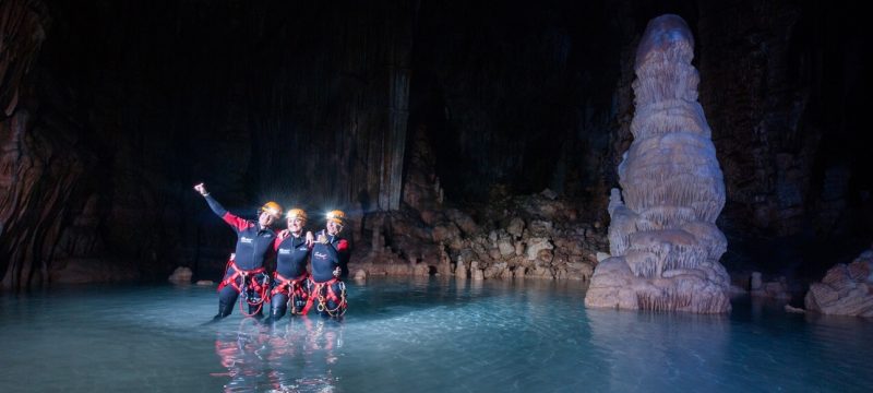 2766-sea-caving-in-mallorca-1575398180