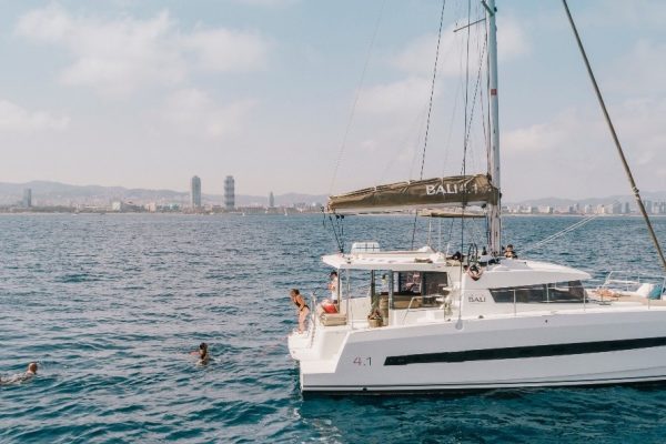 3024-private-catamaran-in-barcelona-1575398299