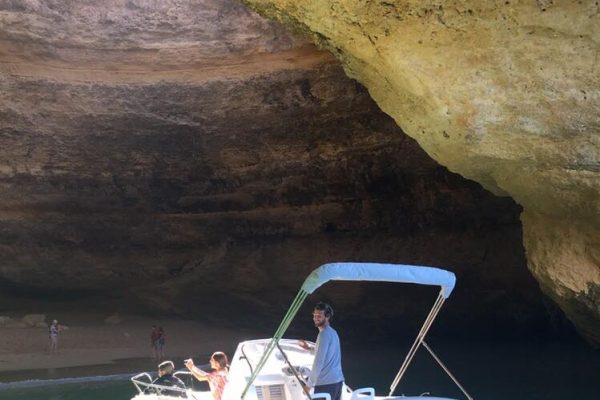 3065-visit-the-caves-around-portimao-1575398318