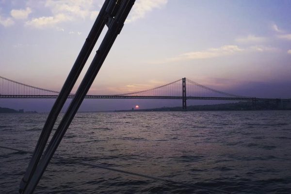 3912-catamaran-in-lisbon-1575398723