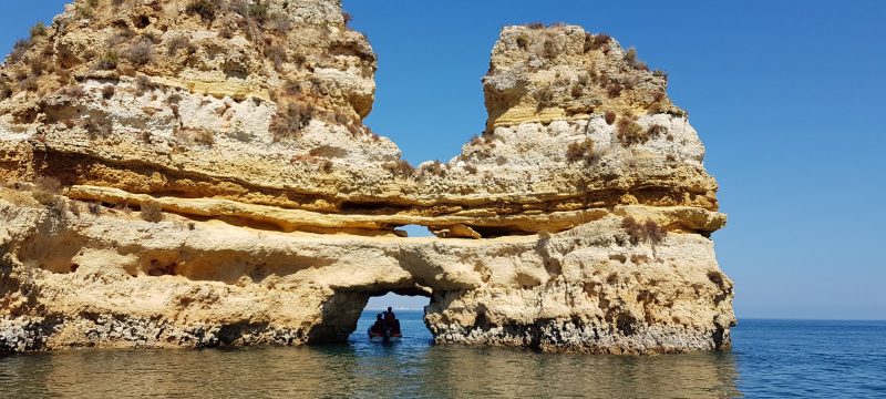 4475-get-to-know-the-famous-ponta-da-piedade-1575398944