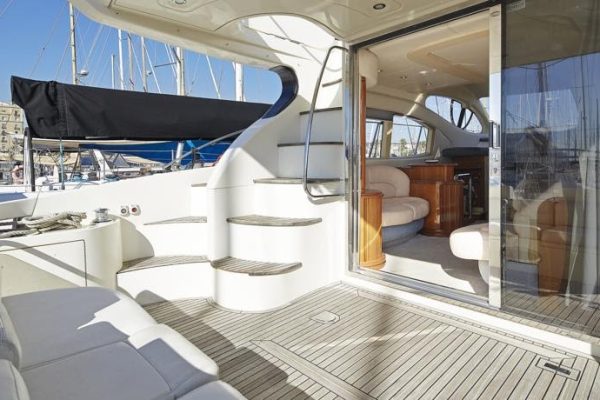 4512-barcelona-luxury-yacht-1575398962