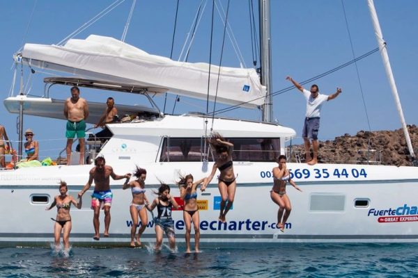 4562-fuerteventura-catamaran-rental-1575398974