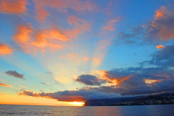 5186-sunset-in-madeira-1580766814