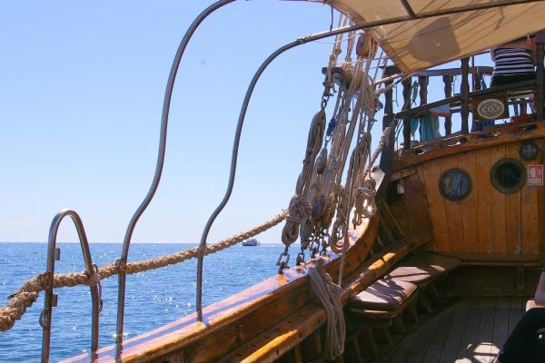 5328-pirate-boat-in-portimao-1582049052