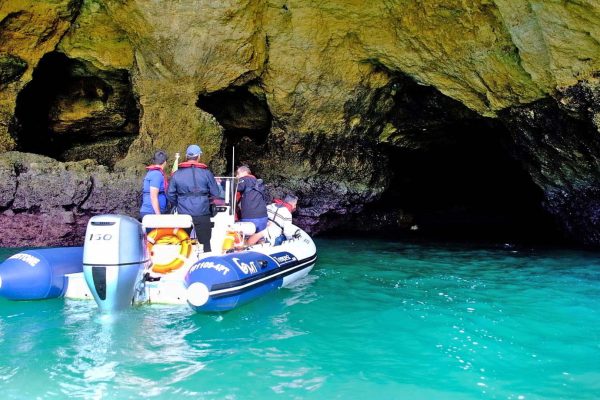 6203-boat-tour-to-benagil-caves-1603816298