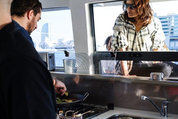 6546-freshly-prepared-by-your-private-chef-on-a-catamaran-in-barcelona-1609981606