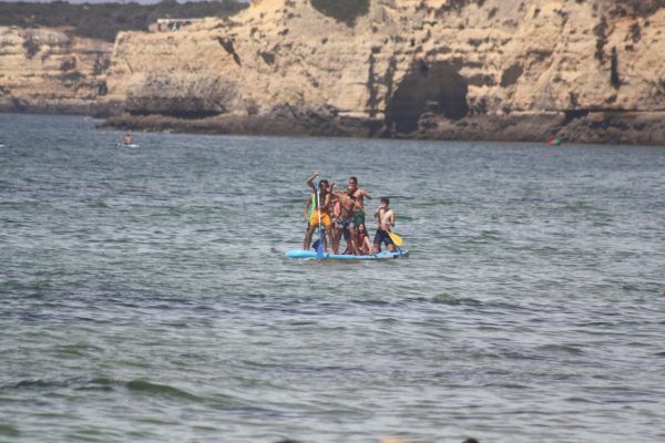 6814-mega-sup-boarding-in-armacao-de-pera-1611584890