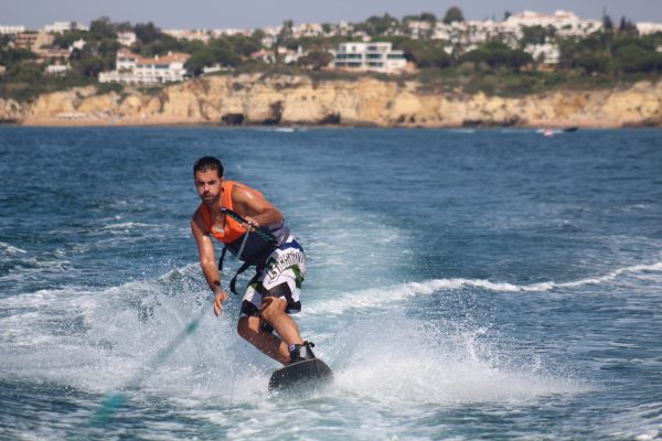 6850-wake-board-in-algarve-1611586754