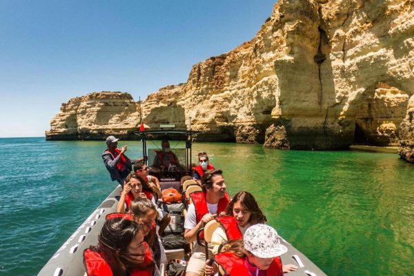 7034-explore-the-algarve-by-boat-1613579697