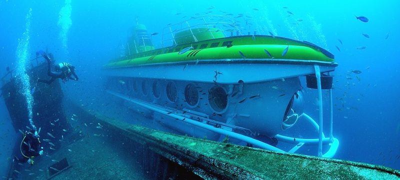 750-this-submarine-in-tenerife-will-take-you-over-30m-100-feet-below-sea-level-1575397277