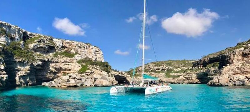 8652-have-an-amazing-time-on-a-catamaran-in-mallorca-1645285297