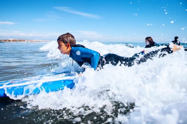 8861-kids-surf-in-valencia-1647615642