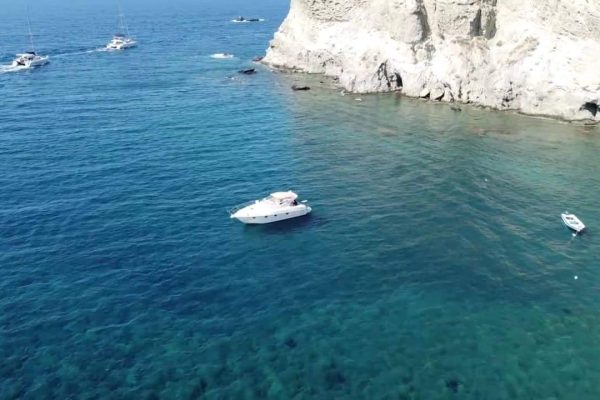 8967-day-boat-tour-in-santorini-1677495564