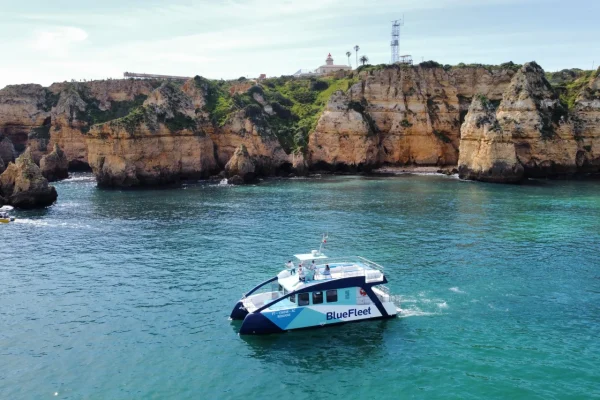 Coastal boat tour in Lagos 2