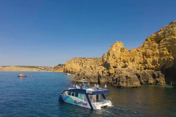 Coastal boat tour in Lagos 4