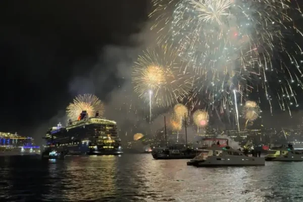 Fireworks Madeira by Boat