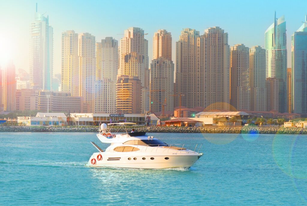 yacht charter in Dubai